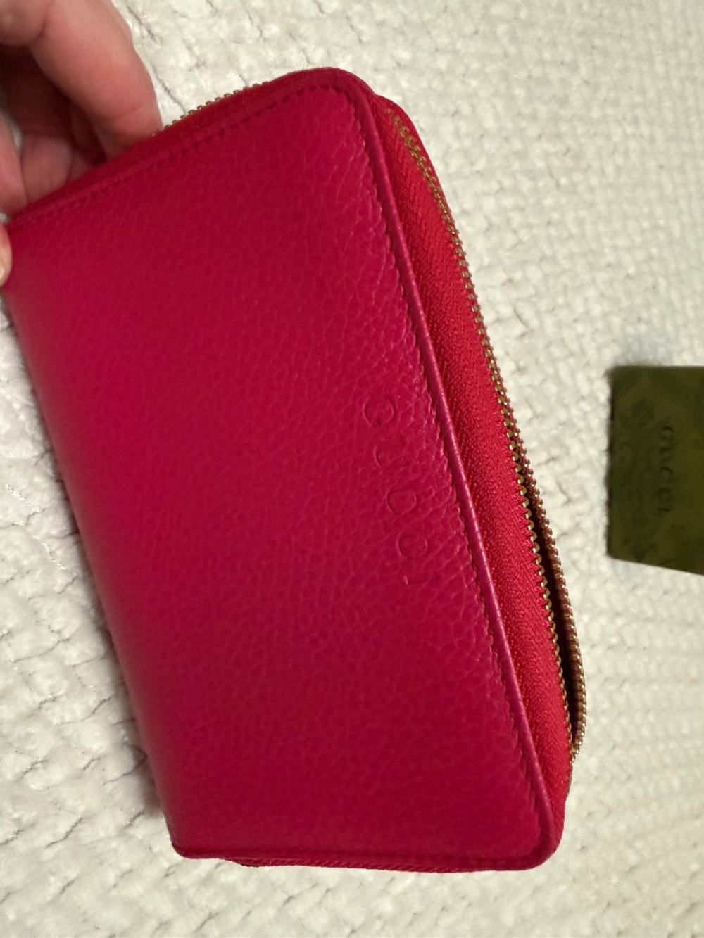 Gucci zip wallet